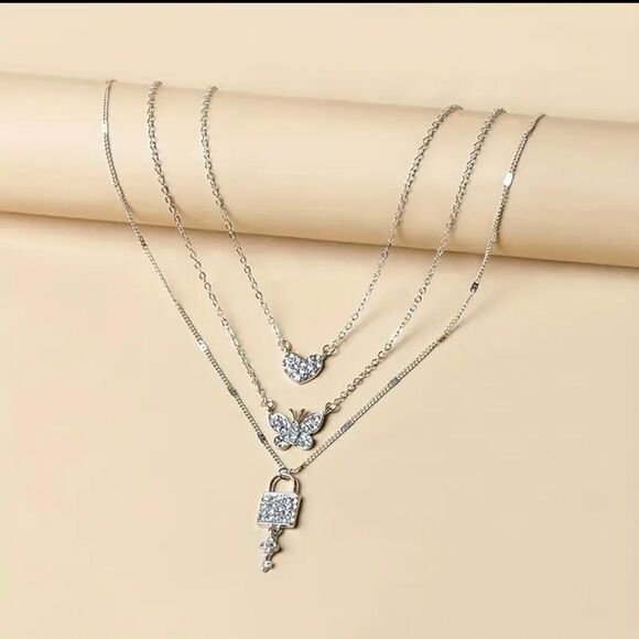 Silver Heart Butterfly Lock Pendant Layered Necklace - Picture 3 of 4